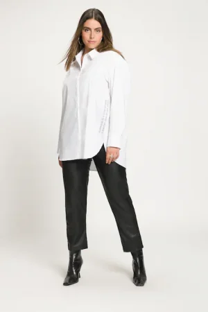 Blusa vistosa a maniche lunghe